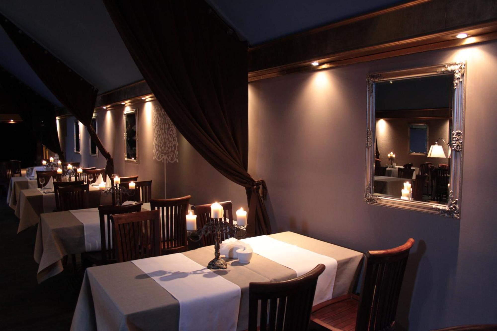 A' Propos Hotel, Restauracja, Club Walbrzych Bagian luar foto