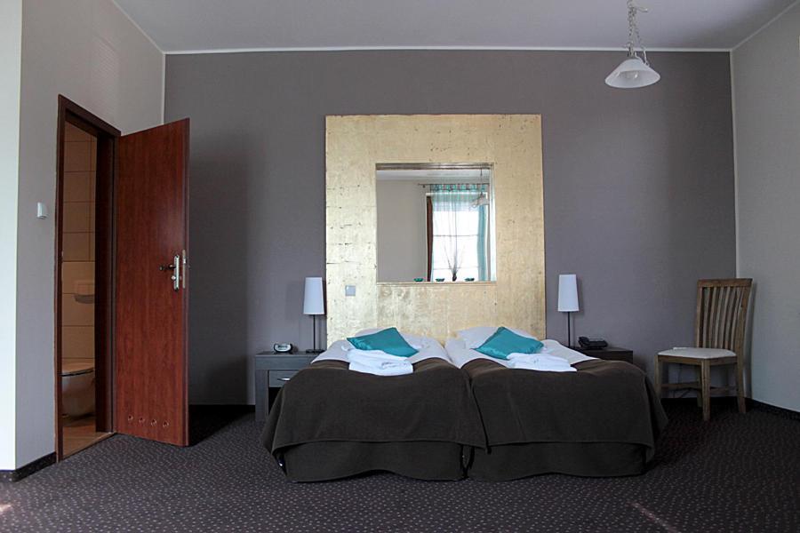 A' Propos Hotel, Restauracja, Club Walbrzych Ruang foto